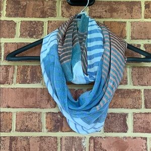 Infinity scarf